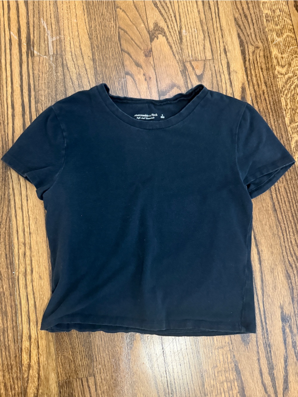 Abercrombie & Fitch-Black Cropped Short Sleeve Tee